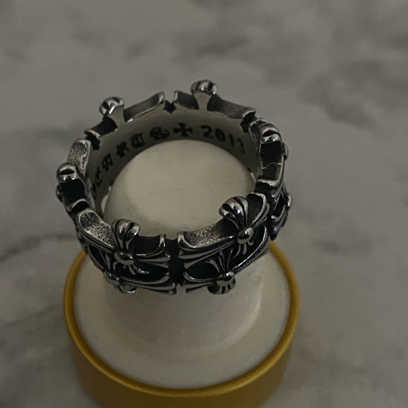 Sterling silver 925 chrome hearts all around cross ring size 7 - Picture 3 of 4